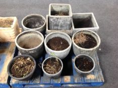 A pallet of ten assorted plant pots
