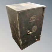 An antique Brooks Star safe by J & H Brookes, Cape Works, Birmingham (open,