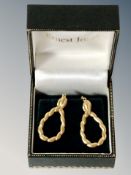 A pair of 9ct gold earrings CONDITION REPORT: 0.