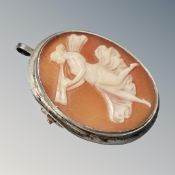 A silver cameo brooch pendant