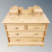 An original pineapple product pine dressing chest