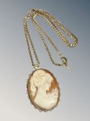 9ct gold cameo pendant on chain CONDITION REPORT: 18.3g gross.