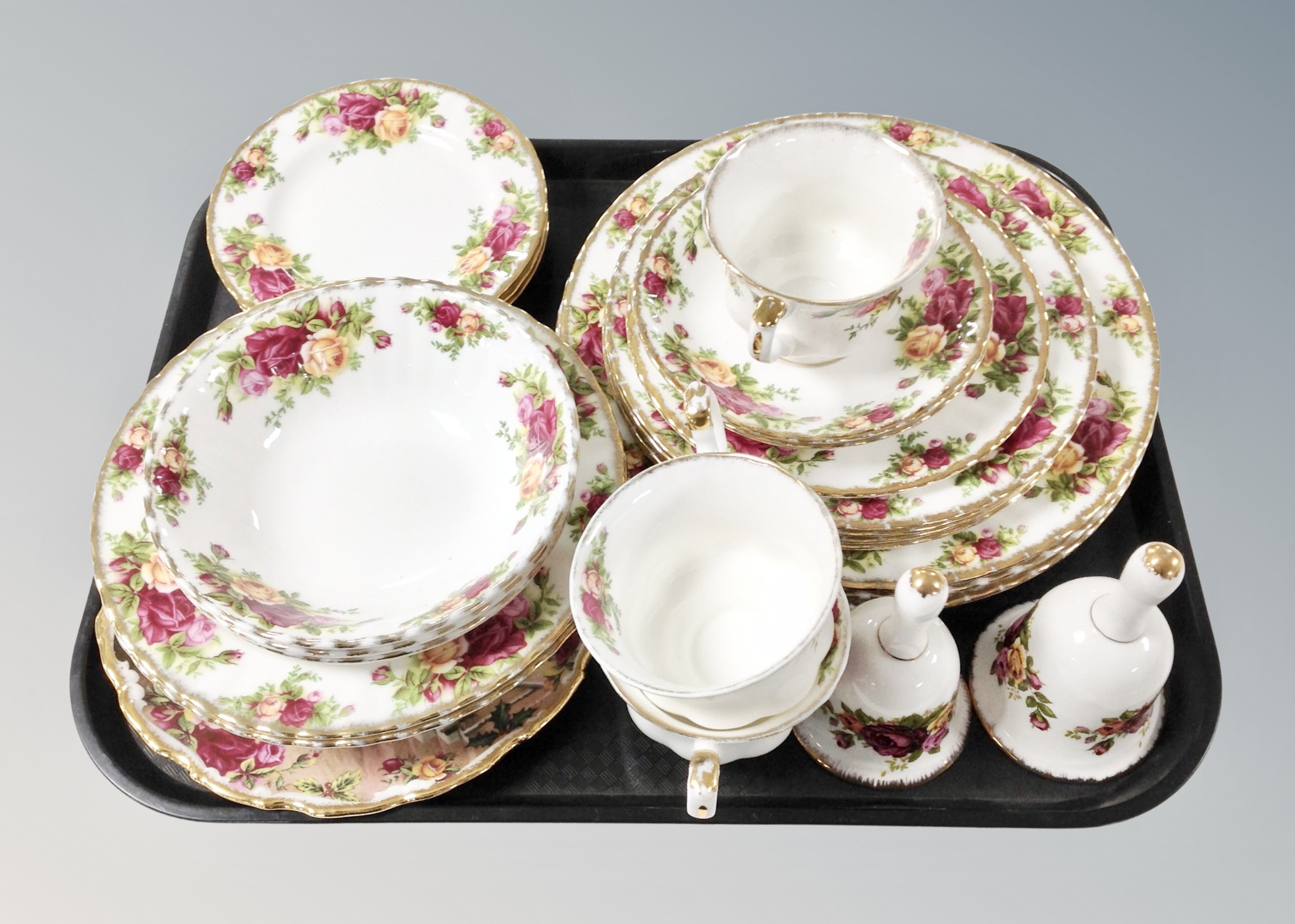 A tray of twenty five pieces of Royal Albert Old Country Roses tea,