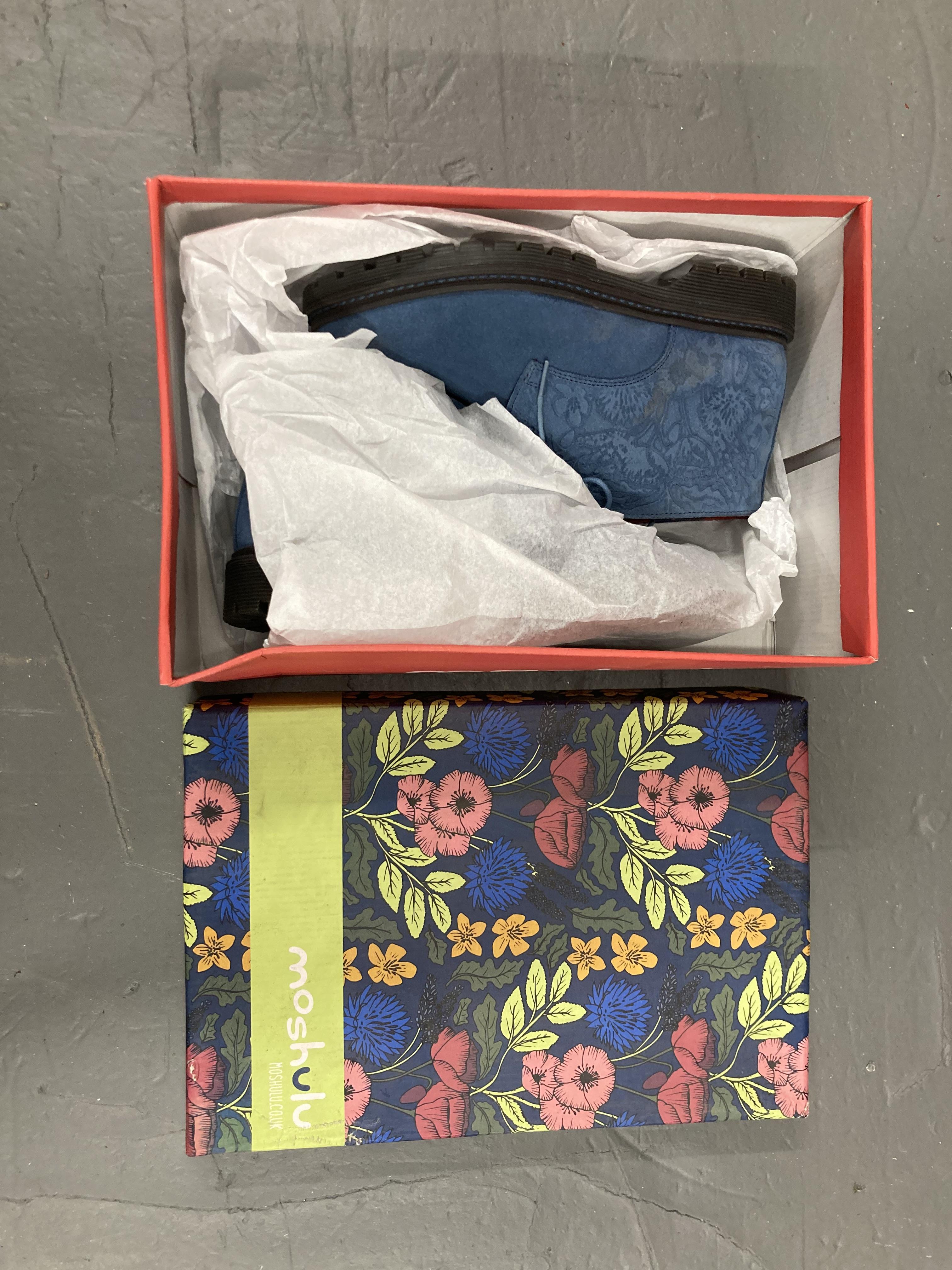 A pair of Moshulu Fala suede aegean blue gents shoes, size 5, boxed.