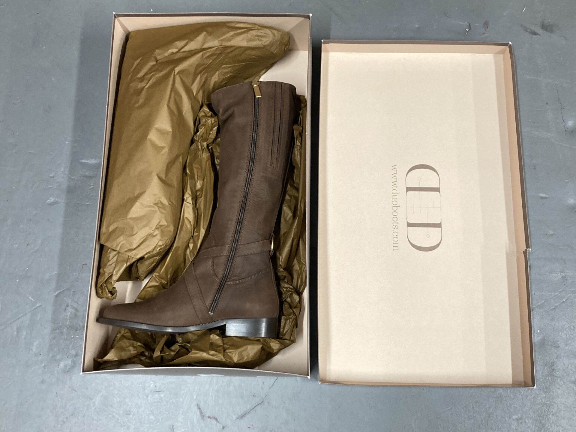 A pair of Duo boots : Edith Sigaro leather, UK size 4,