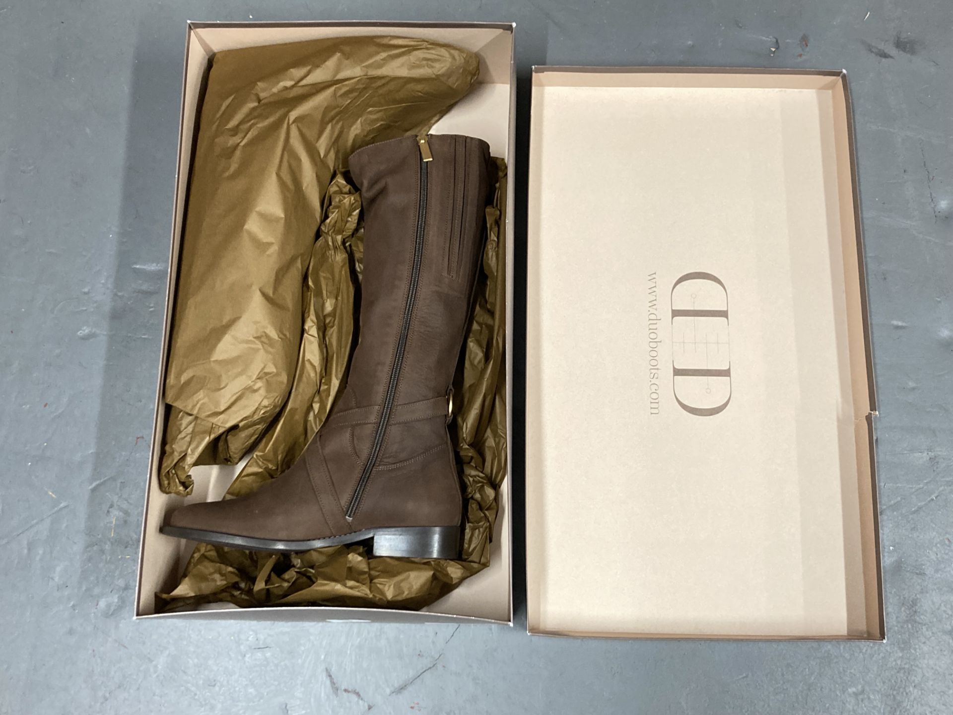 A pair of Duo boots : Edith Sigaro leather, UK size 5,