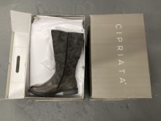 6 pairs of Cipriata memory foam sock, ladies triple buckle boots, two size 6, two size 5,