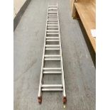 An aluminium double extension ladder, length 350 cm.