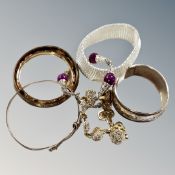 A white metal mesh bracelet, bangle,