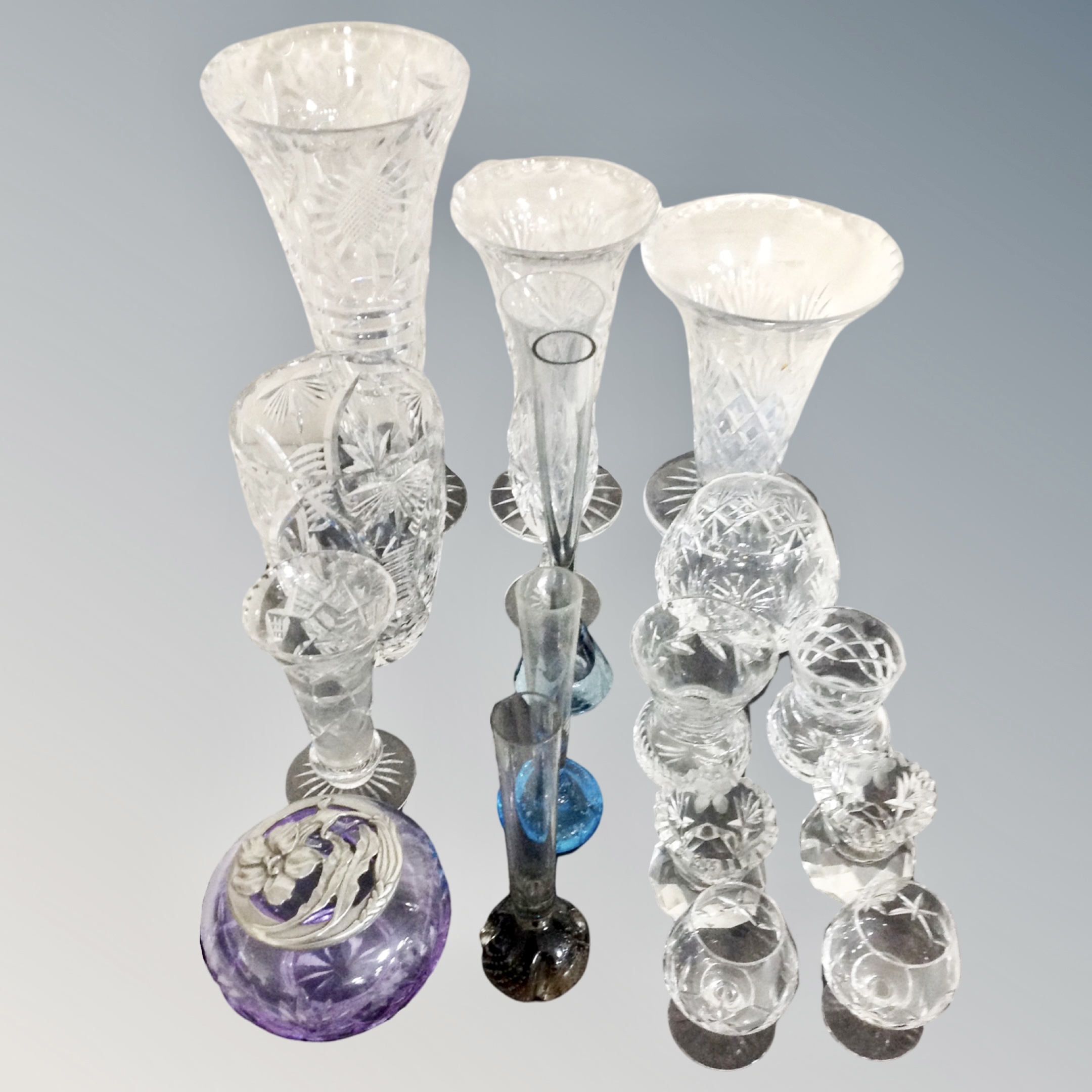 A tray of crystal vases,