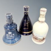 Two Wade Bell's Scotch whisky commemorative decanters : Fifty Years Reign Queen Elizabeth II,