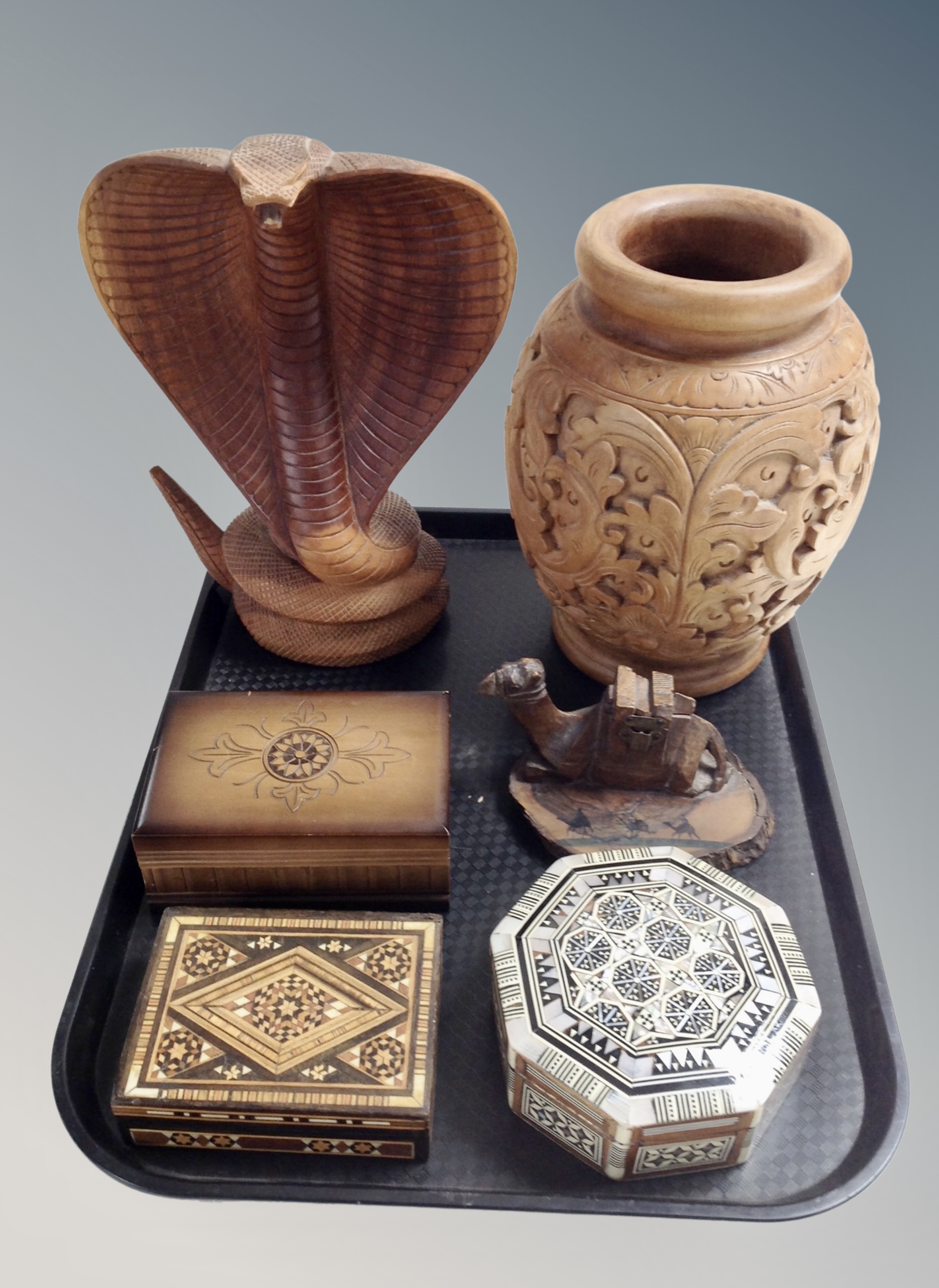 An Anglo Indian mother of pearl inlaid octagonal box, marquetry trinket box,