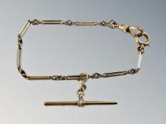 A 9ct gold fetter-link bracelet with T-bar CONDITION REPORT: 7.