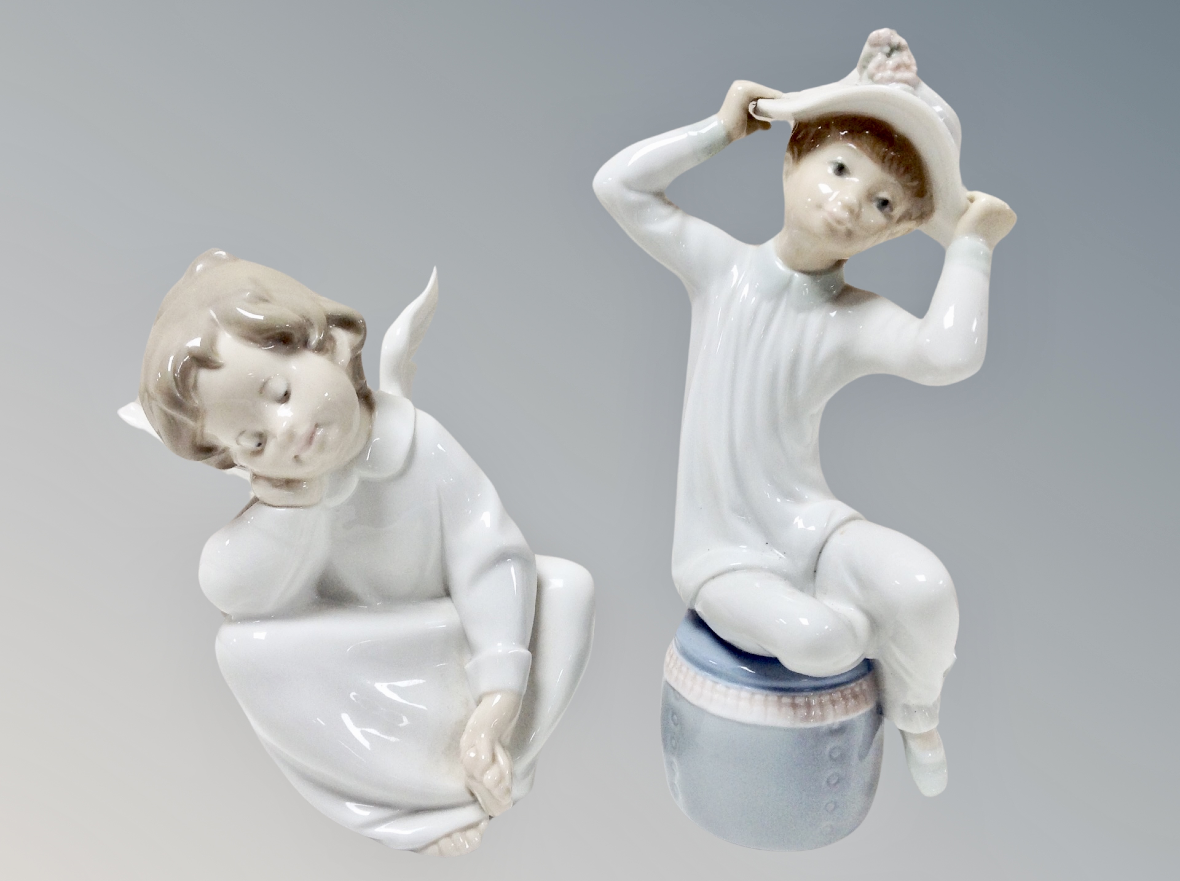 Two Lladro figures of children (2)