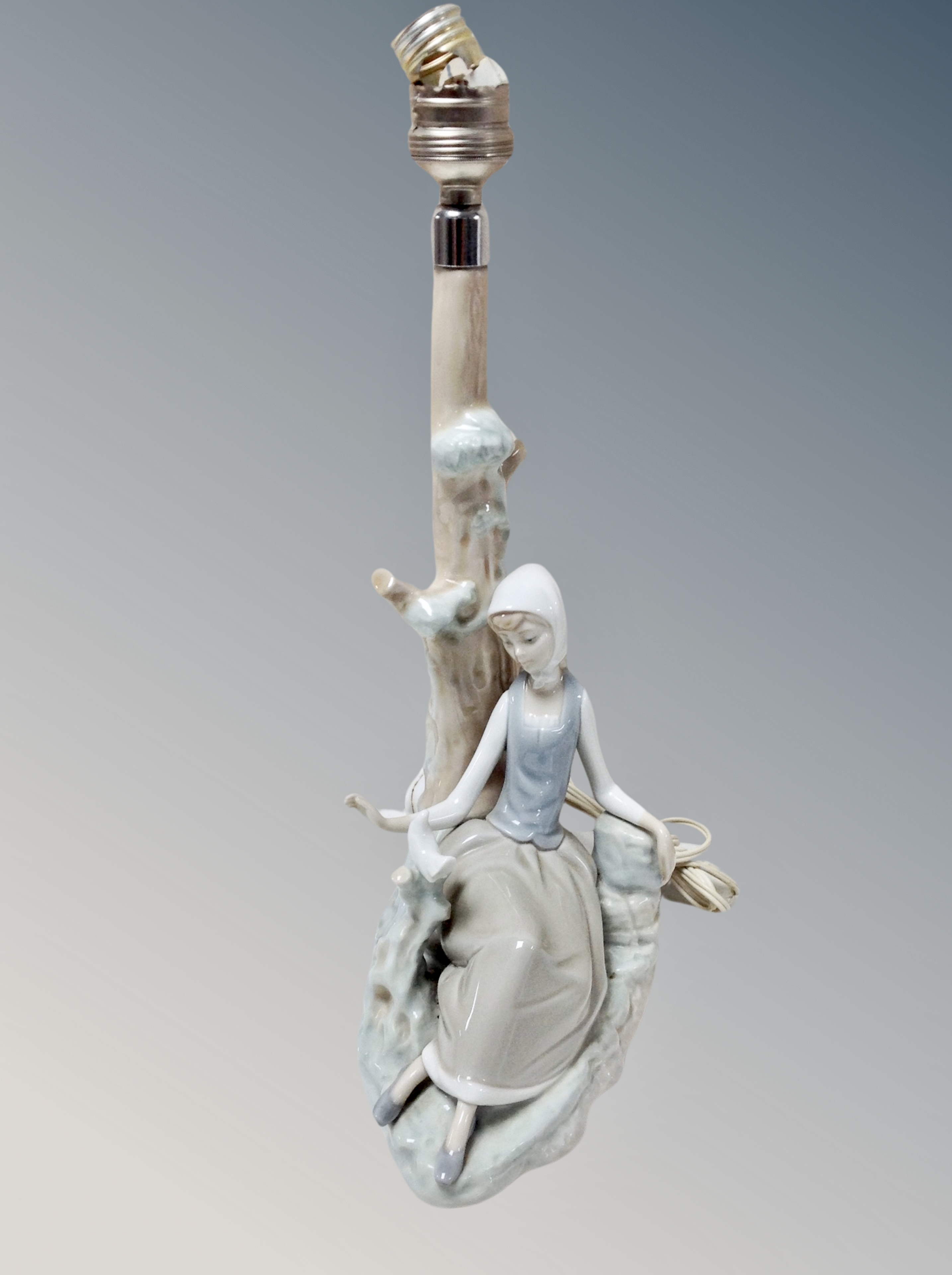 A Lladro figural lamp base (as found)