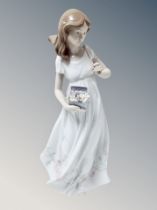 A Lladro figure of a girl 6912