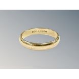 A 9ct yellow gold band ring CONDITION REPORT: 2.