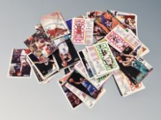 A large amount of American basketball cards