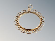 A 9ct gold picture frame pendant