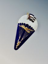 A Cuban Airborne jump badge