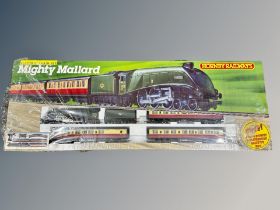 A Hornby Mighty Mallard 00 gauge electric train set