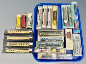 Assorted N scale die cast locomotives and rolling stock by model Power, Rivarossi,
