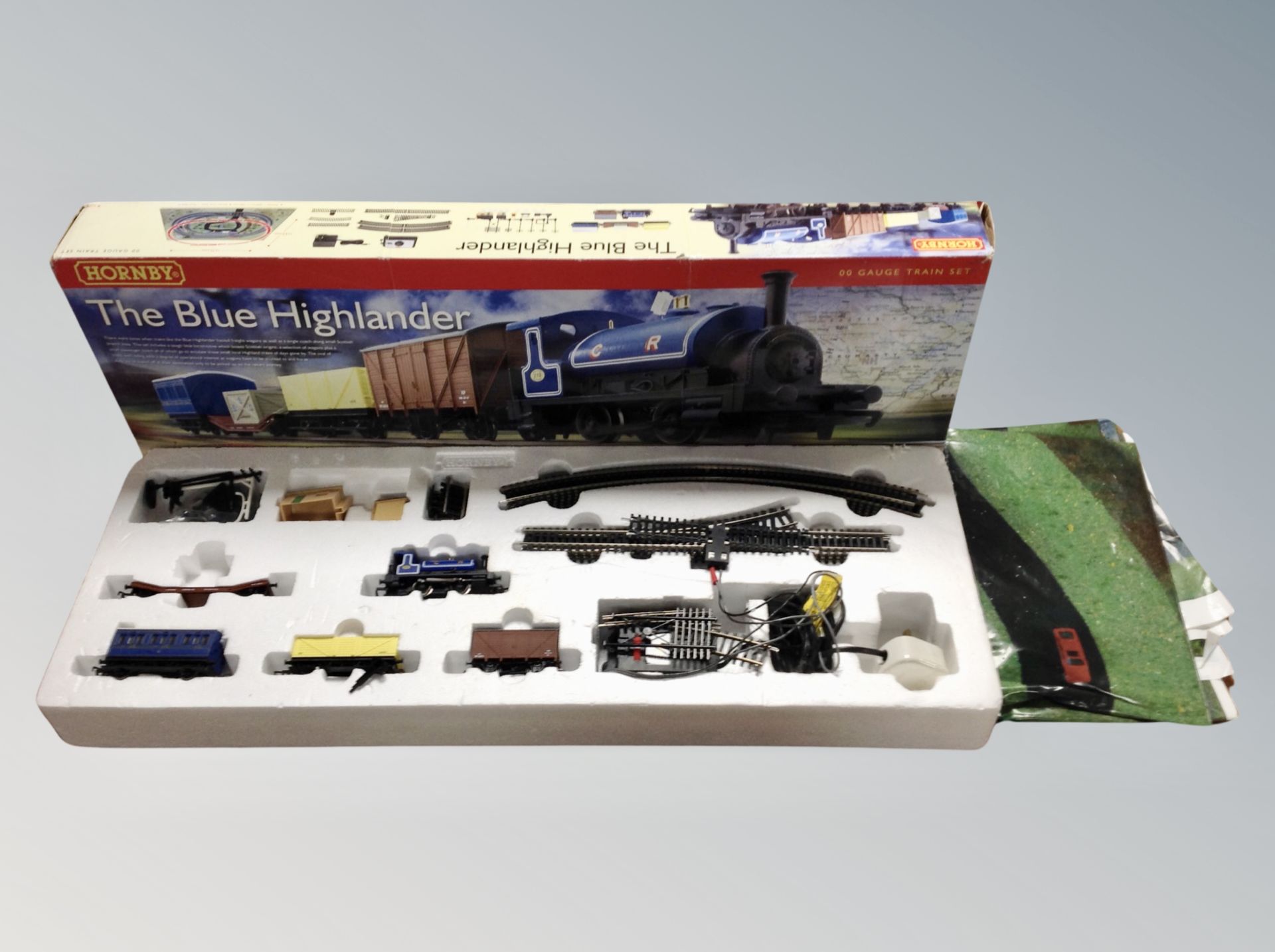 A Hornby The Blue Highlander 00 gauge train set