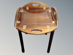 A butler's tray table