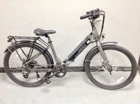 Ampere Deluxe step through electric bike with throttle. Dark grey, size 16" frame with 26" tyres.