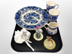 A group of Ringtons blue and white ceramics, Ringtons mugs,
