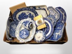 A collection of blue and white ceramics, willow pattern pieces, Wedgwood,