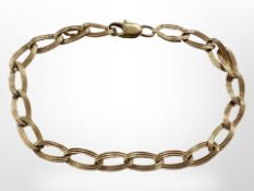 A 9ct yellow gold bracelet, length 20 cm. CONDITION REPORT: 4.8g.