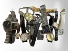 Fifteen various vintage and later watches
