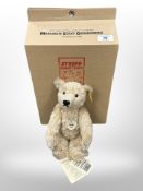 A modern Steiff Genuine Mohair Teddy Bear - Classic 1920 Teddybar 25, with all tags, labels, etc,