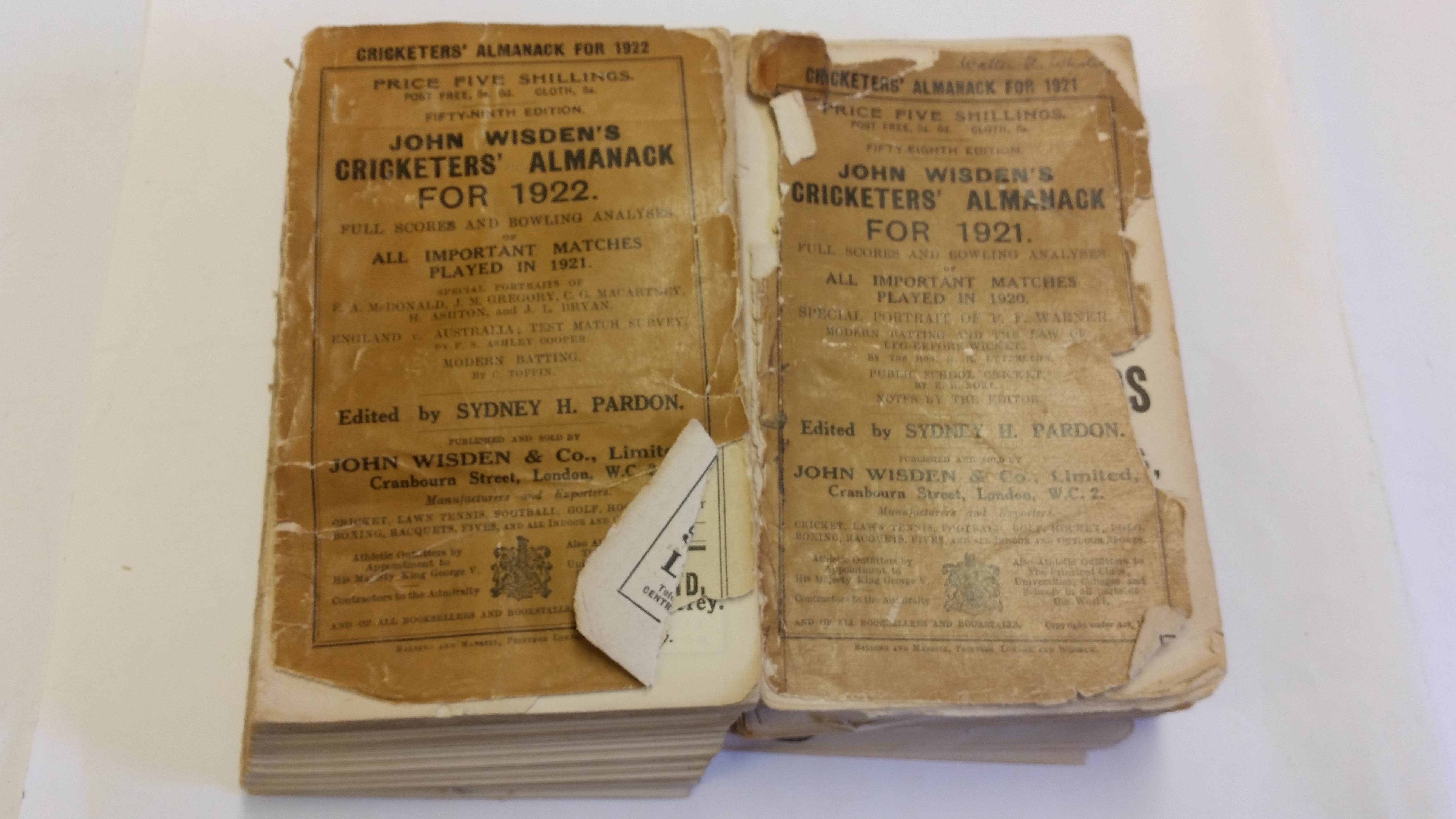 CRICKET, softback editions of Wisden Almanack 1921 & 1922, from the Peter Wynne-Thomas library,