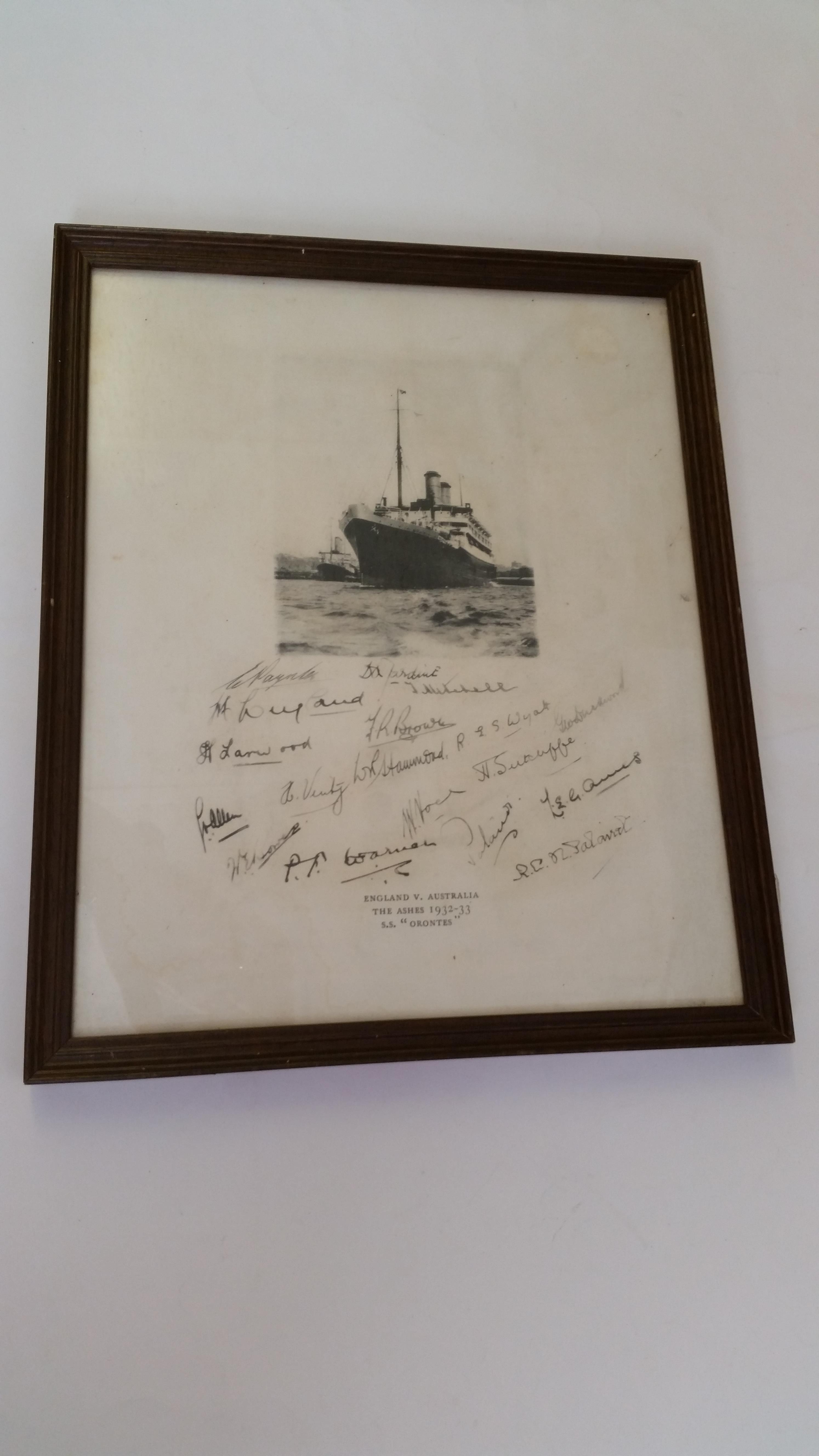 CRICKET, signed picture England tour to Australia, 1932/33, picture shows boat that sailed with