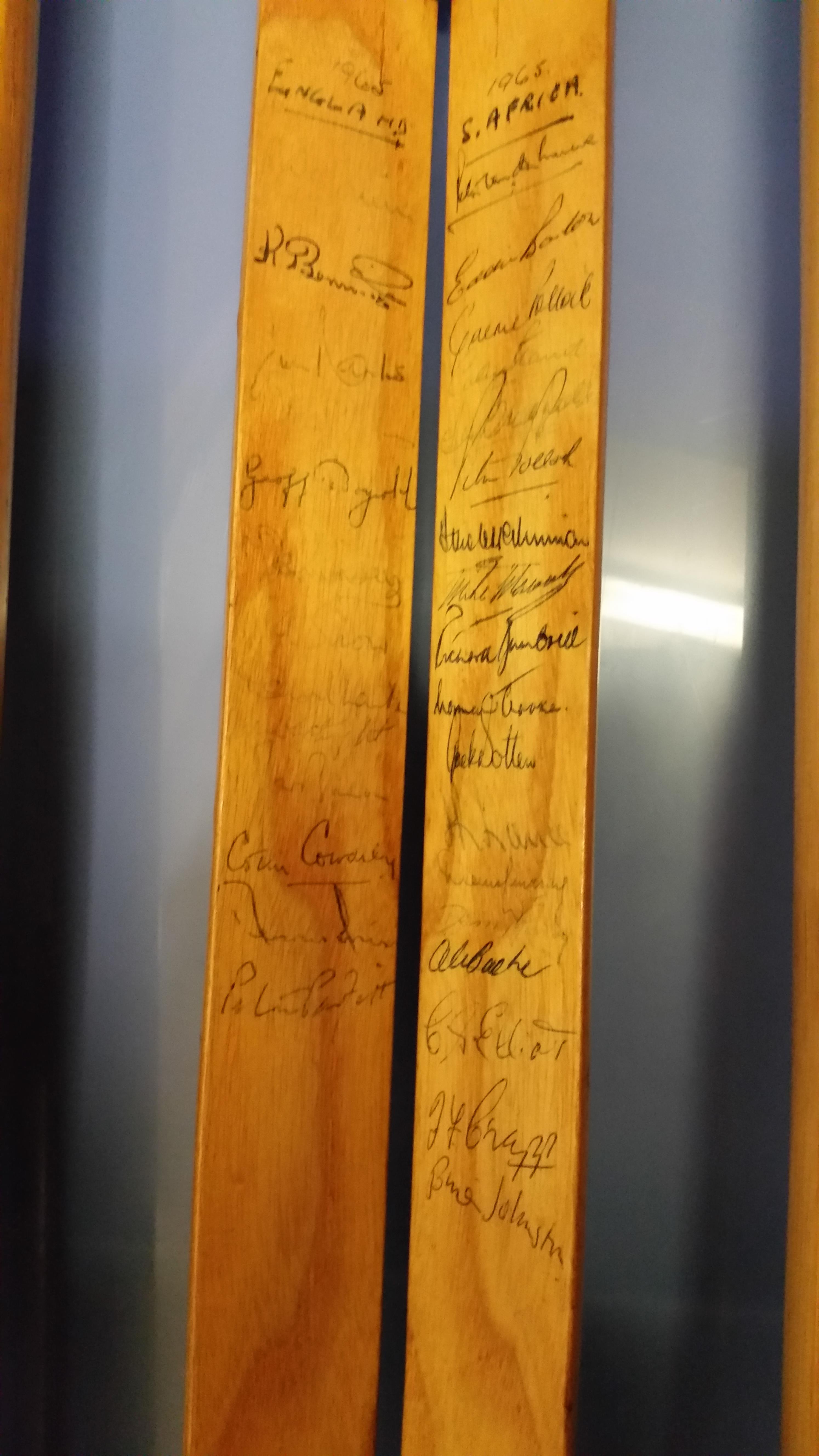 CRICKET, set of three signed split cricket stumps, inc. 1964 England (11 legible signatures) v - Image 6 of 6