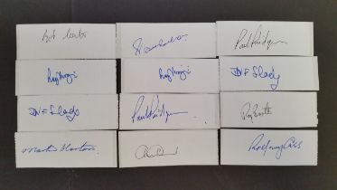 CRICKET, Worcestershire player signatures, all to small white stickers, inc. Alan Omrod, Martin