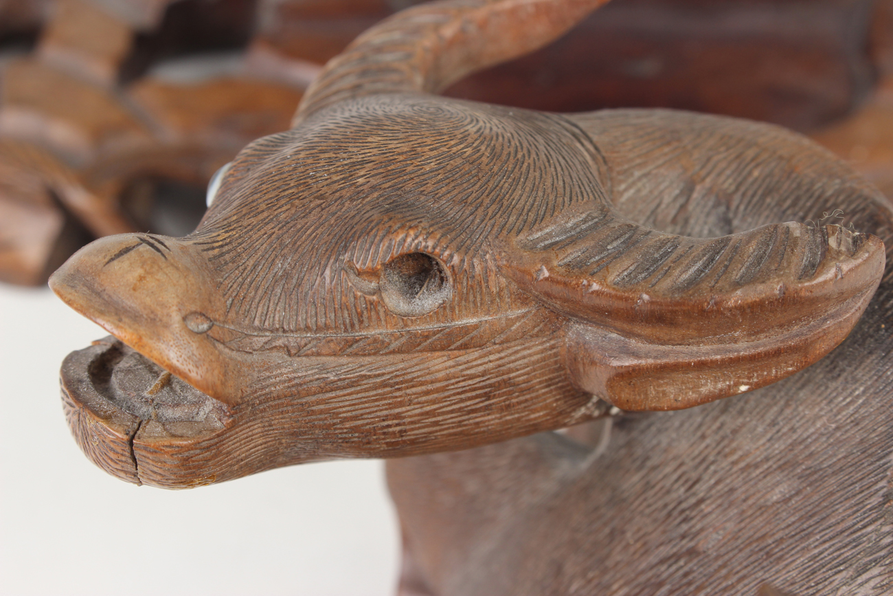 A Japanese brown patinated bronze vase, Meiji period, of baluster form, cast in relief with a - Image 6 of 27