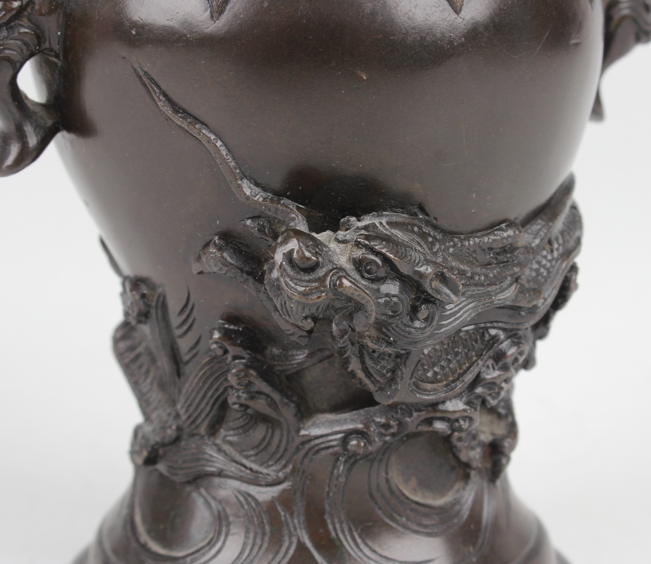 A Japanese brown patinated bronze vase, Meiji period, of baluster form, cast in relief with a - Image 23 of 27