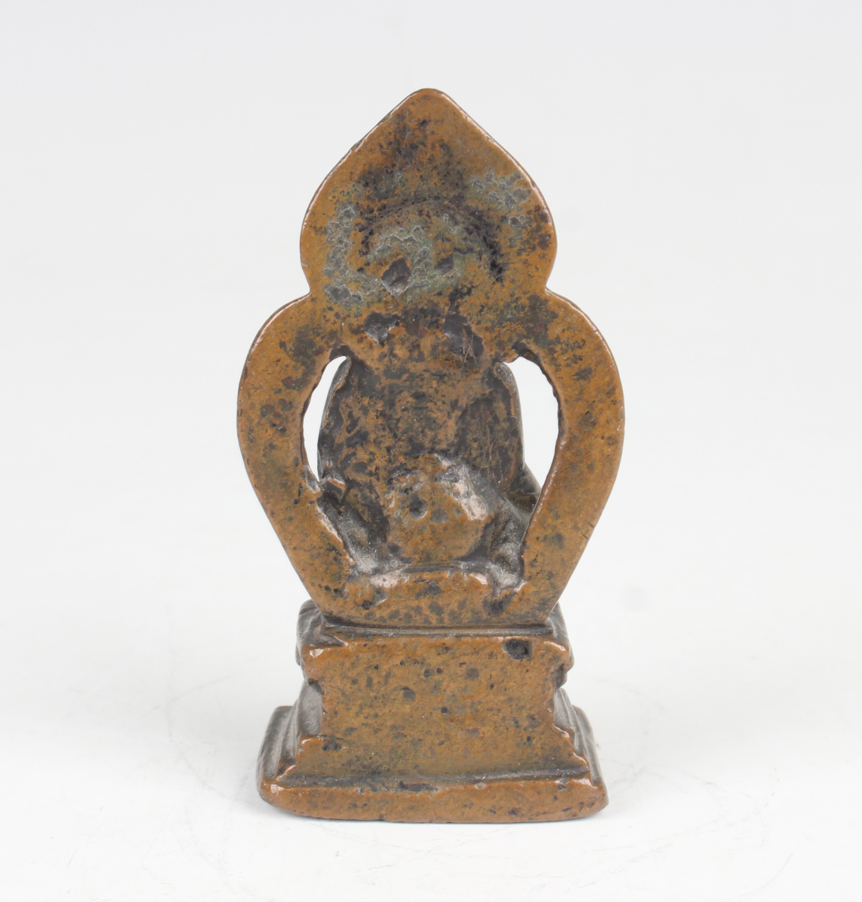 A Japanese brown patinated bronze vase, Meiji period, of baluster form, cast in relief with a - Image 14 of 27