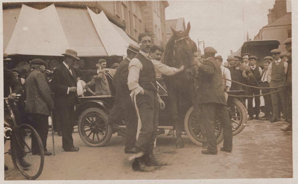 A collection of 22 postcards of disasters and extreme weather in Worthing, West Sussex, including - Image 16 of 28