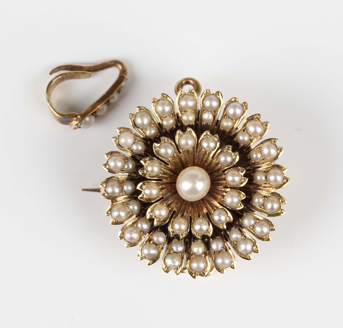 An Edwardian gold and half-pearl pendant brooch, designed as a flowerhead, with a detachable - Image 5 of 5