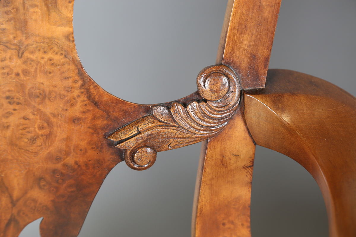 A late 20th century Queen Anne style walnut dining room suite, comprising a set of six chairs, - Image 32 of 34