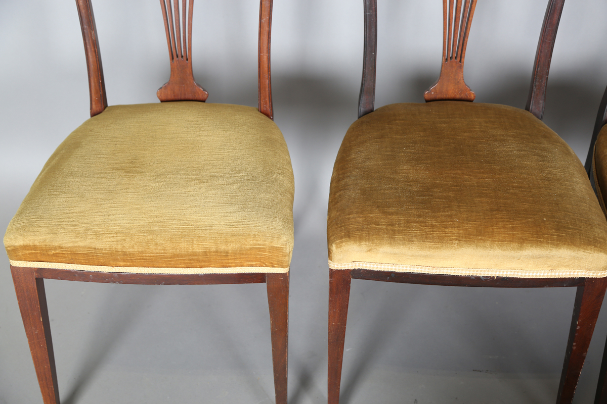 A set of six Edwardian Art Nouveau mahogany chairs by James Shoolbred & Co, comprising two carvers - Image 2 of 20