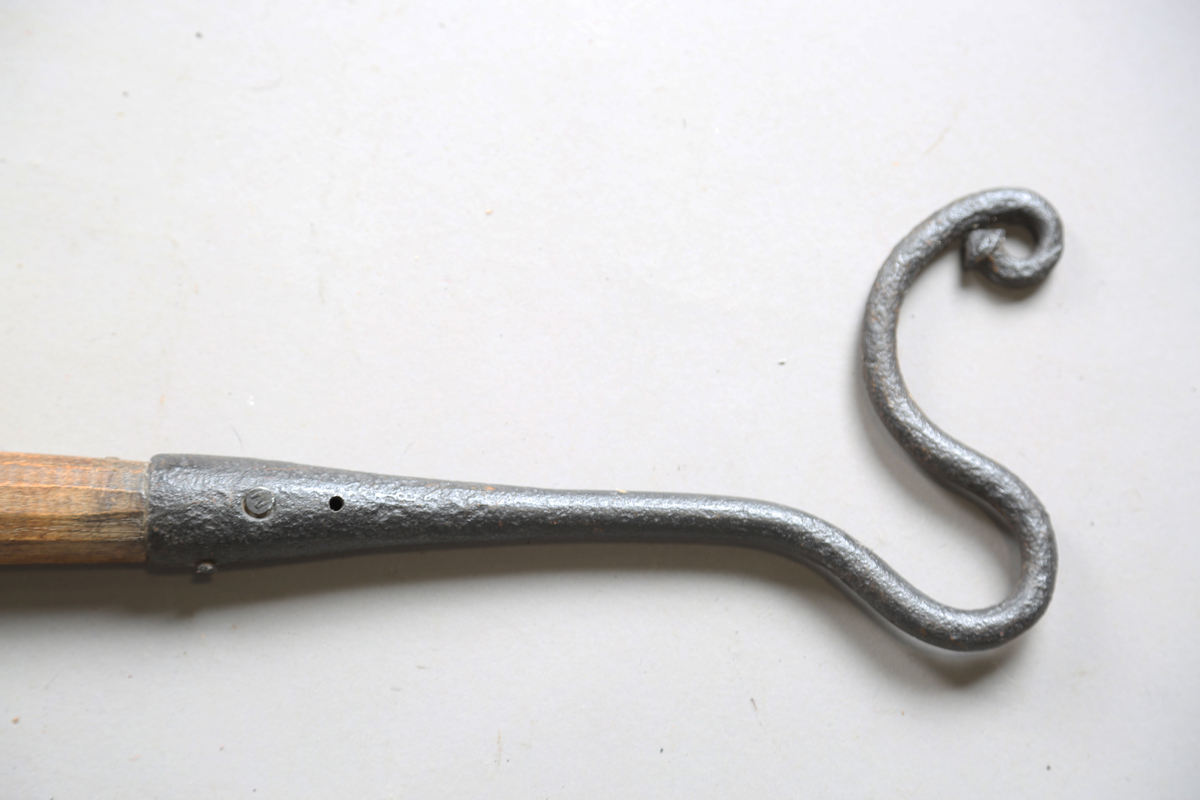 A group of four 19th century and later shepherds' crooks, one with very large wrought hook and ash - Image 4 of 6
