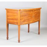 An Edwardian mahogany and satinwood crossbanded bowfront sideboard, height 95cm, width 123cm,
