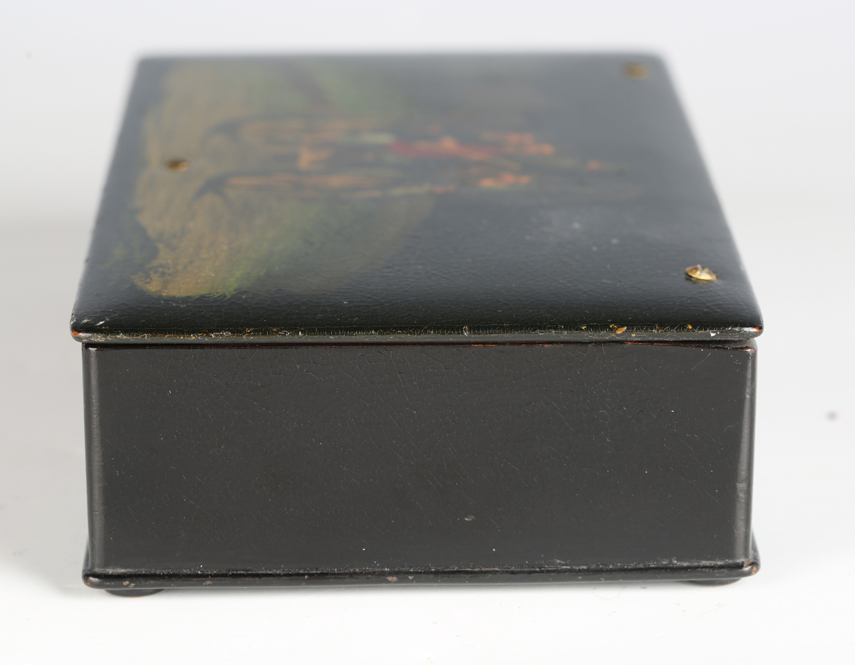 A 19th century Russian papier-mâché rectangular box, the hinged lid painted with four men riding - Image 5 of 10