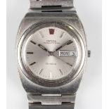 An Omega Megaquartz 32 KHz stainless steel gentleman's bracelet wristwatch, circa 1972, the signed