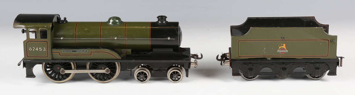 A Bassett-Lowke gauge O clockwork 4-4-0 locomotive 62453 'Prince Charles' and tender, BR green and - Image 6 of 8